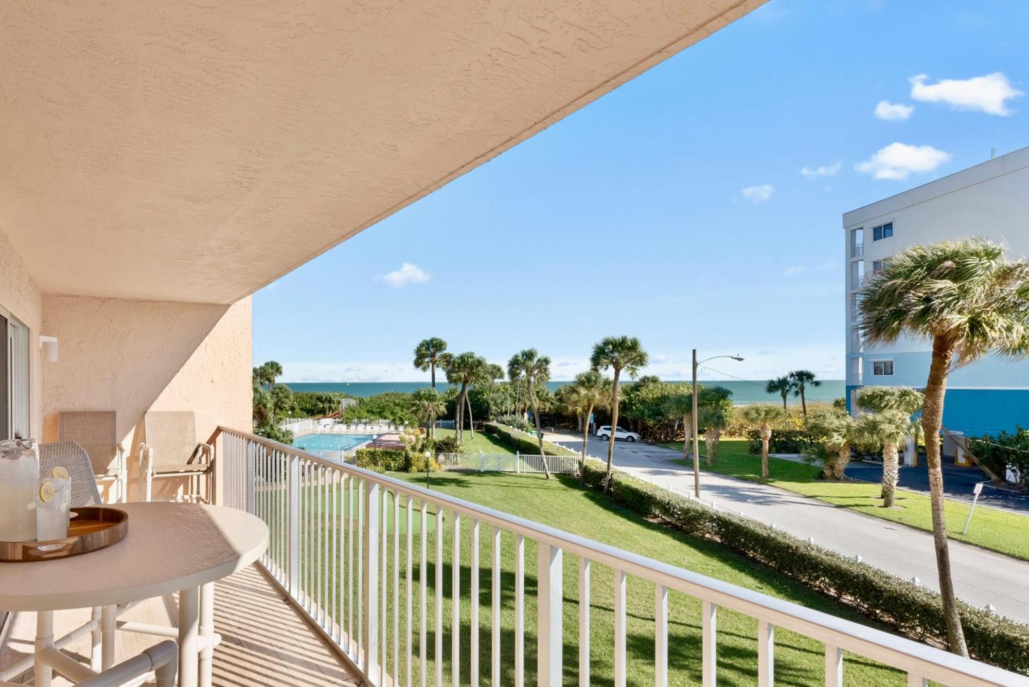 Cocoa Beach Towers Quarto foto